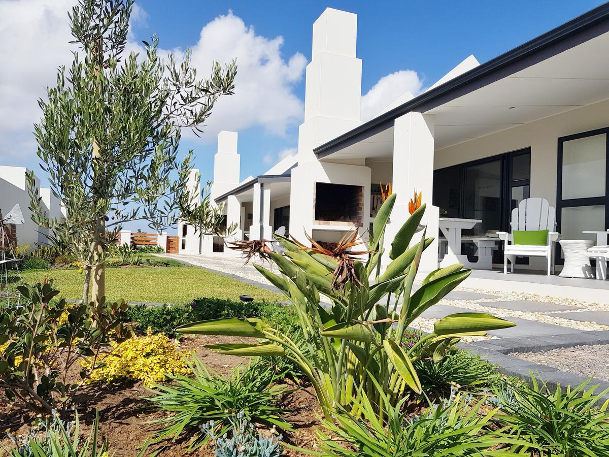 Three Feathers Cottages Langebaan Exterior photo